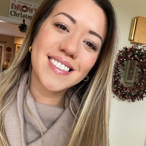 Meet your Posher, Samantha - Picture 3 of 6